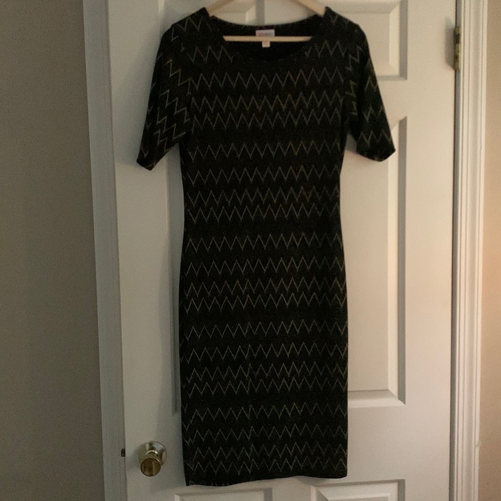 Bodycon LuLaRoe sparkly designed dress